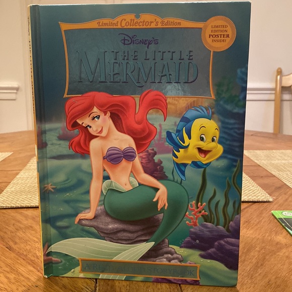 Limited Collector’s Edition Disney’s The Little Mermaid🐚A Read-Aloud Storybook - Picture 6 of 7